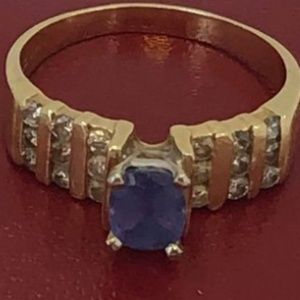 14 Yellow Gold Tanzanite and Diamond Ring